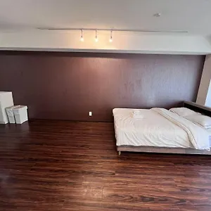 下寺3楼 アパート